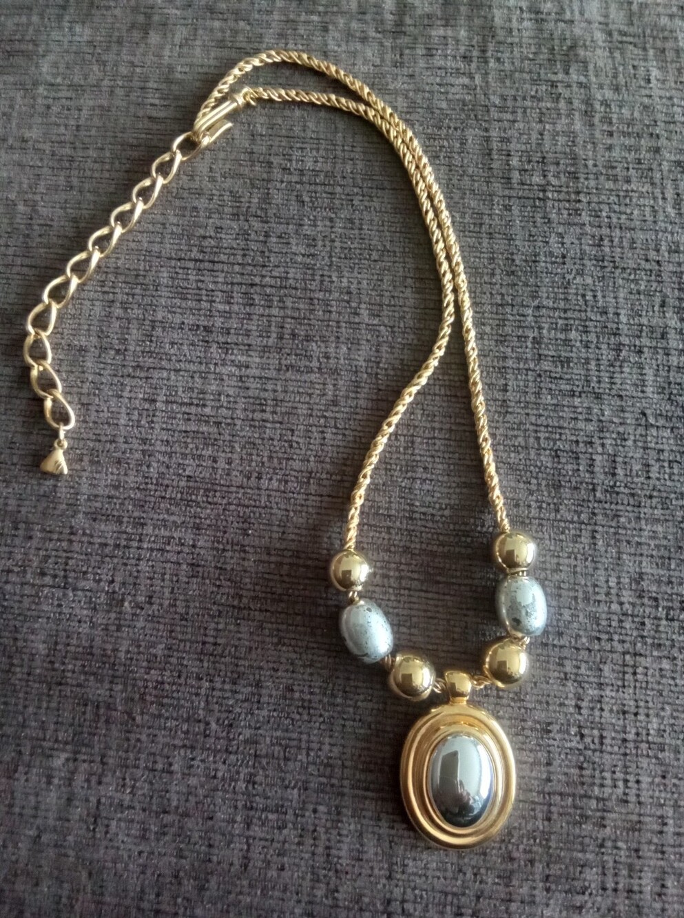 LCI Shiny Gold-Tone Pendant Necklace with Accent Beads
